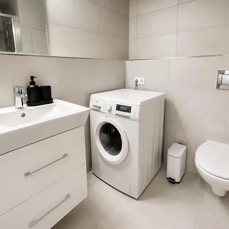 Apartament The Harfa O2 With Loggia